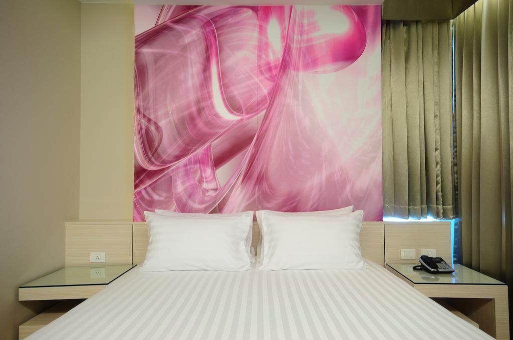 One One Bangkok Hotel Ngoại thất bức ảnh