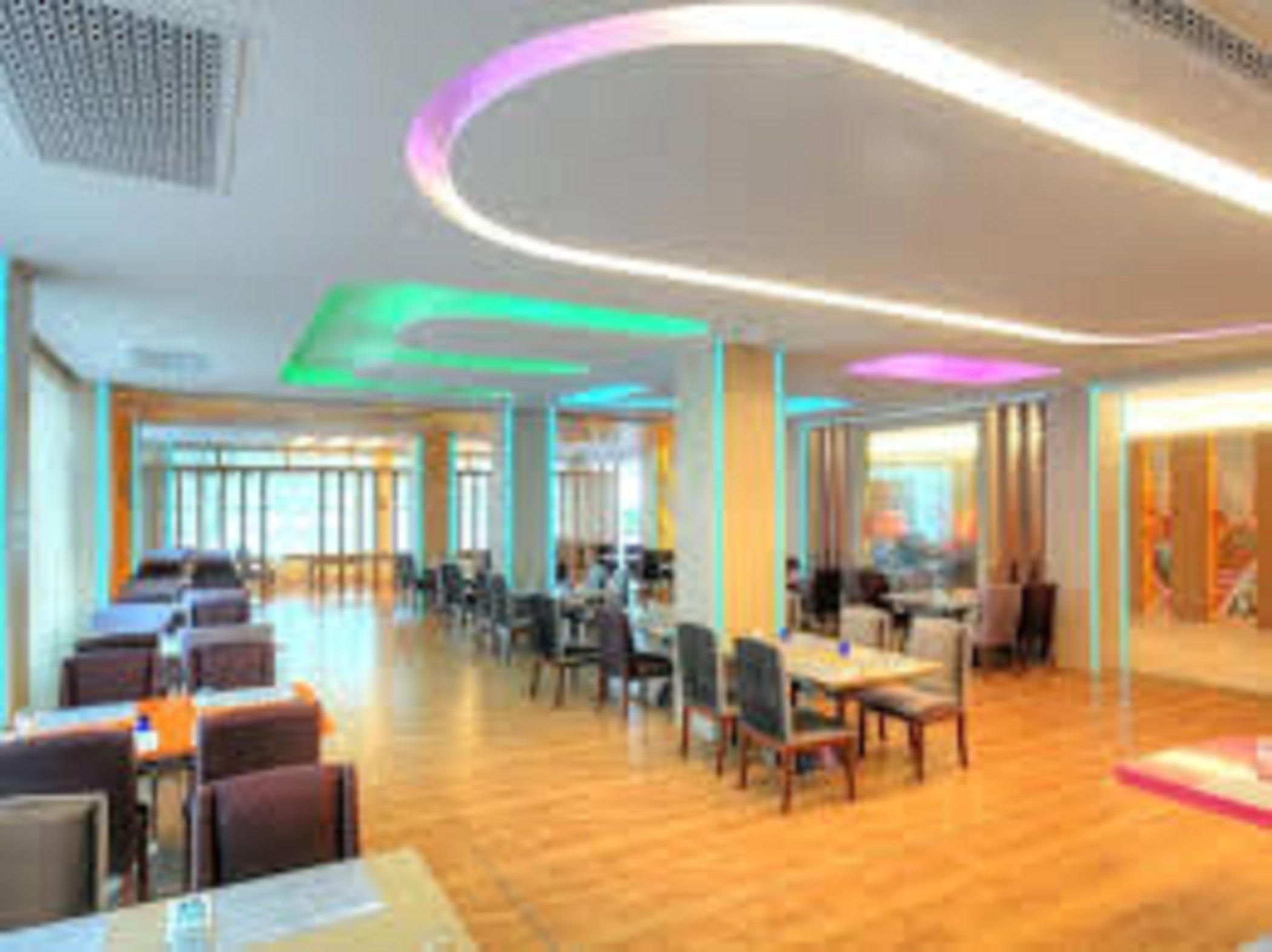 One One Bangkok Hotel Ngoại thất bức ảnh
