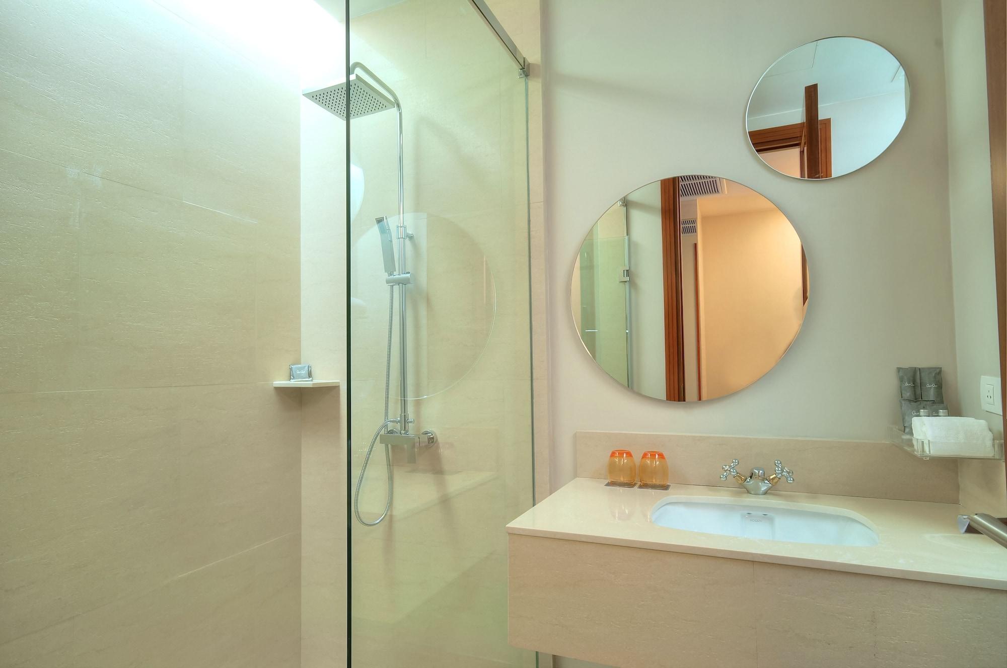 One One Bangkok Hotel Ngoại thất bức ảnh