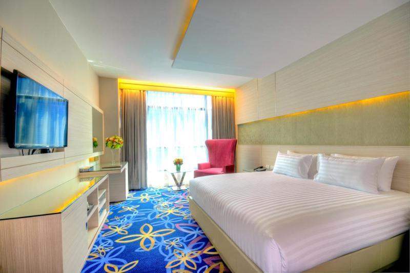One One Bangkok Hotel Ngoại thất bức ảnh