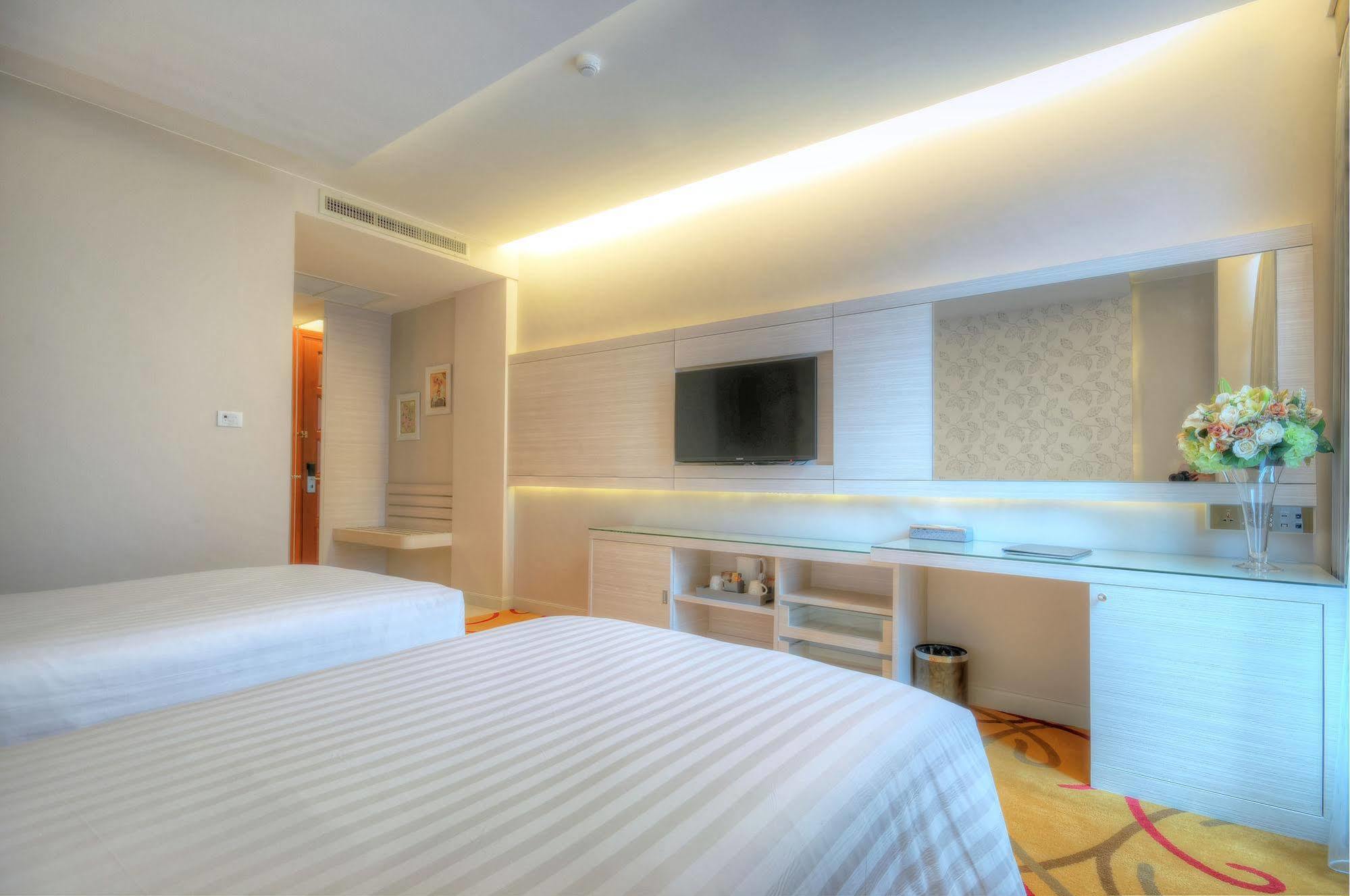 One One Bangkok Hotel Ngoại thất bức ảnh