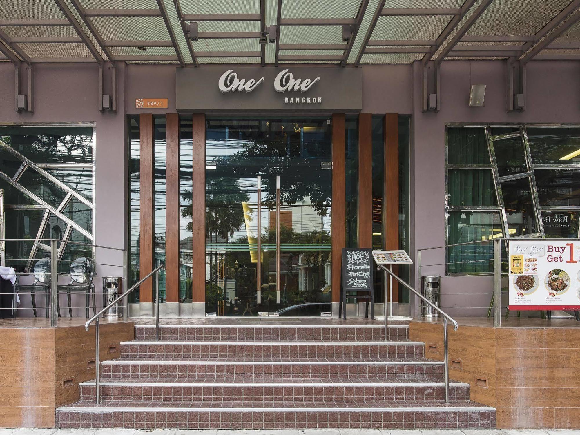 One One Bangkok Hotel Ngoại thất bức ảnh