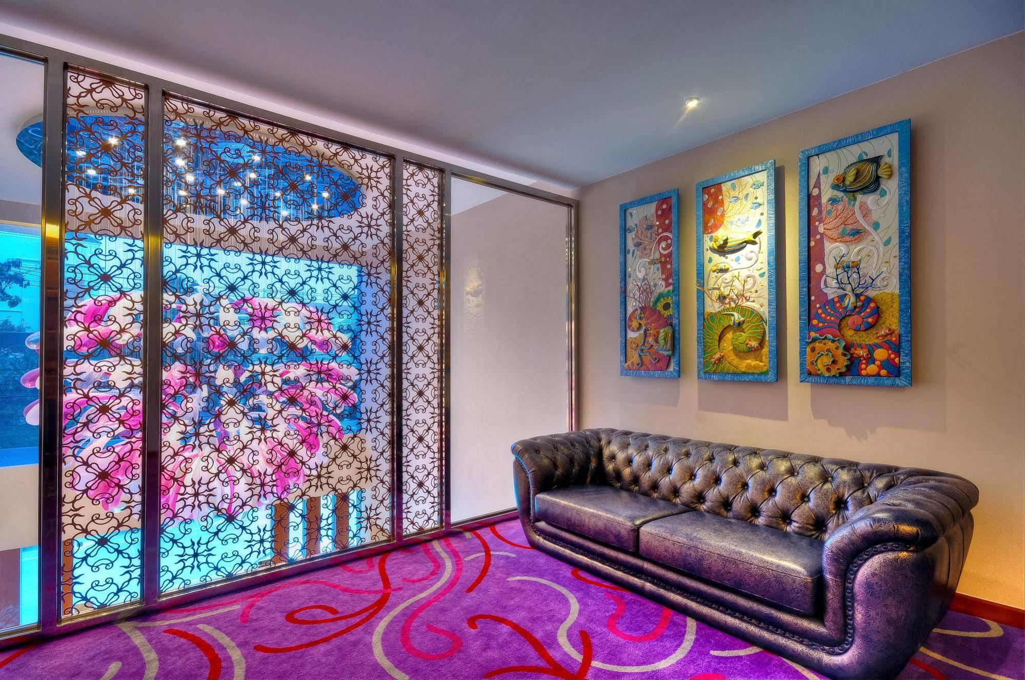 One One Bangkok Hotel Ngoại thất bức ảnh